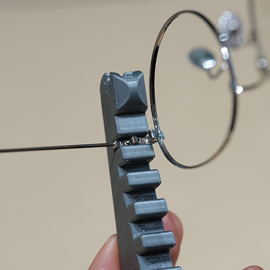 Multifunctional Glasses Adjust - Multi Tool Plier recensie en prijs